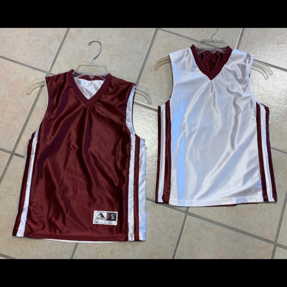 Youth Small or Medium Burgundy Maroon & White Reversible Basketball Jersey NWT